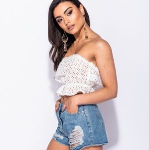 Distressed Frayed Hem Mid Rise Denim shorts